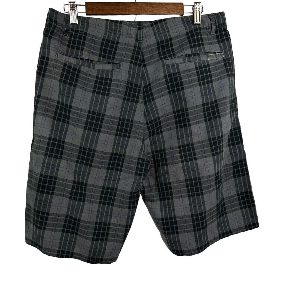 DC Mens Chino Shorts Gray Black Purple Plaid Flat Front Casual Pockets 34 *FLAW* - Picture 2 of 16
